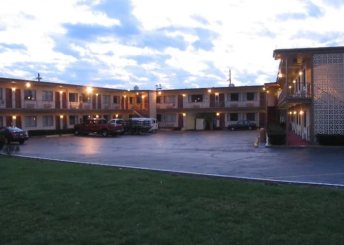 Motel: Campus Inn